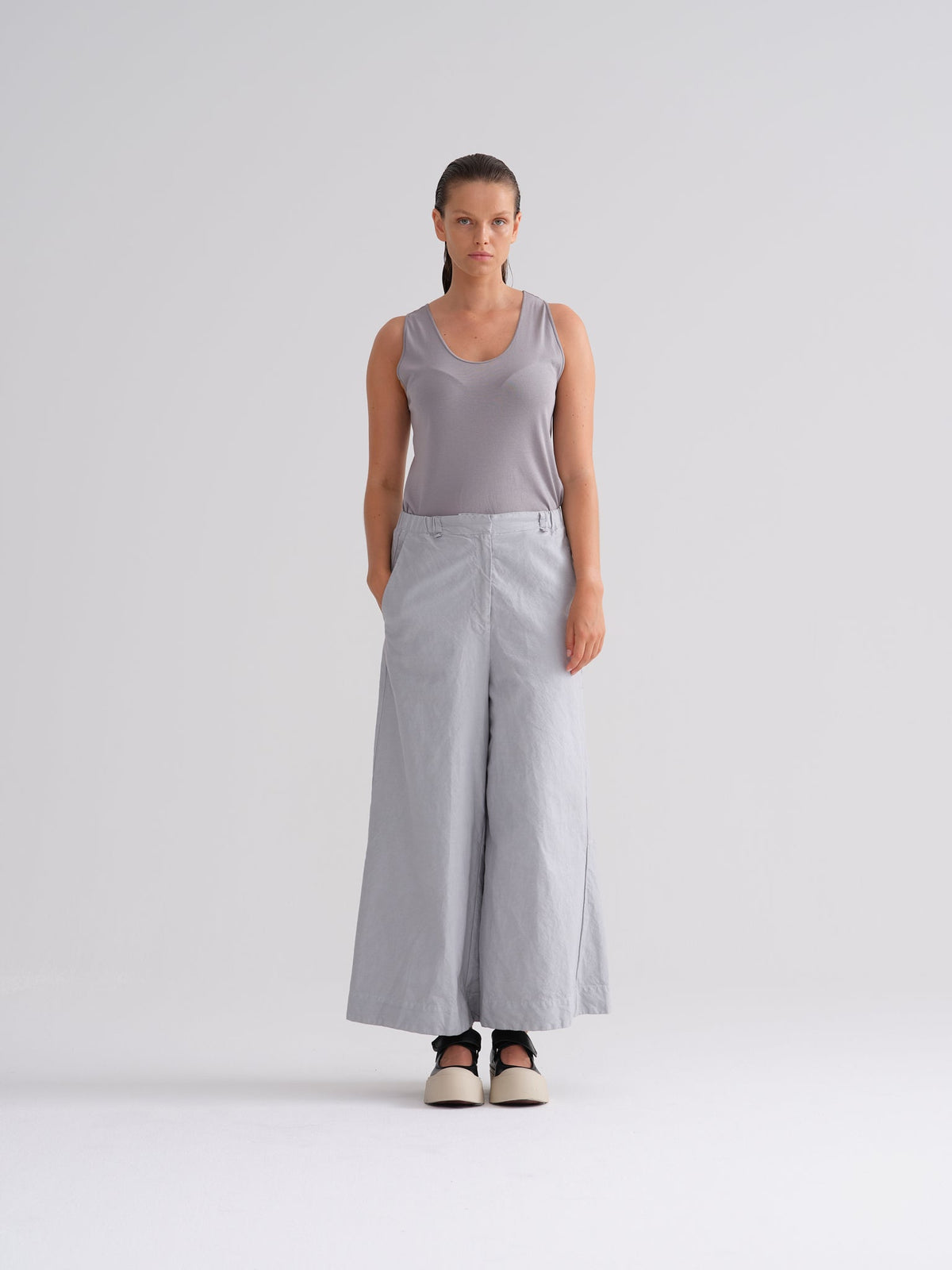 Relaxed Linen Suit Wide - Leg Pants