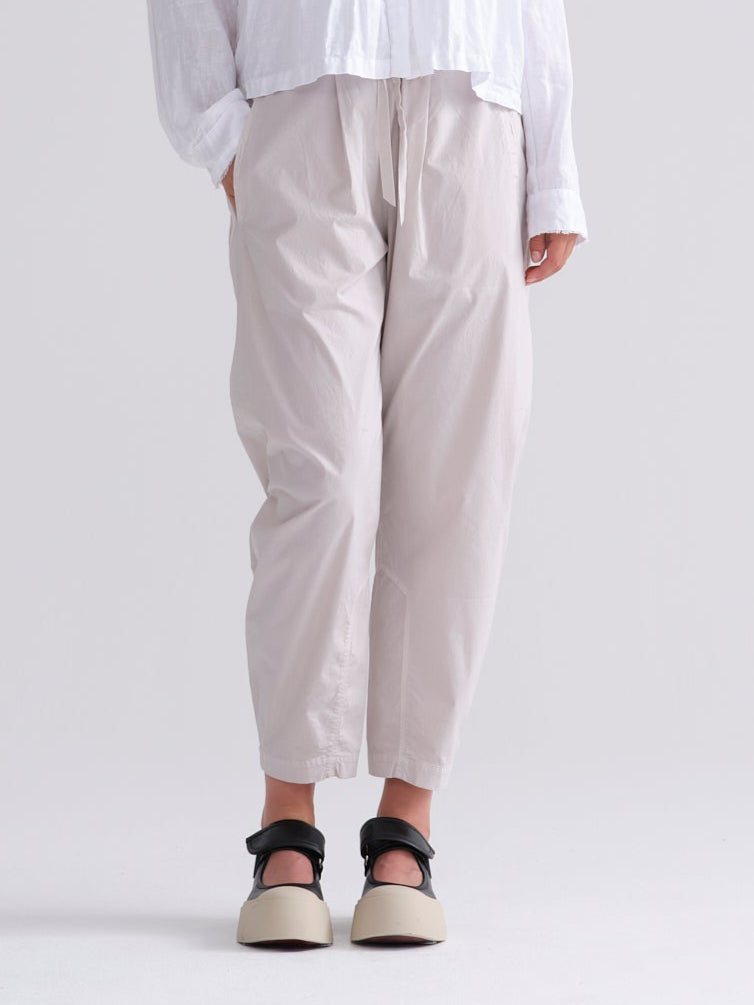 Soft White Loose-Fit Cropped Trousers