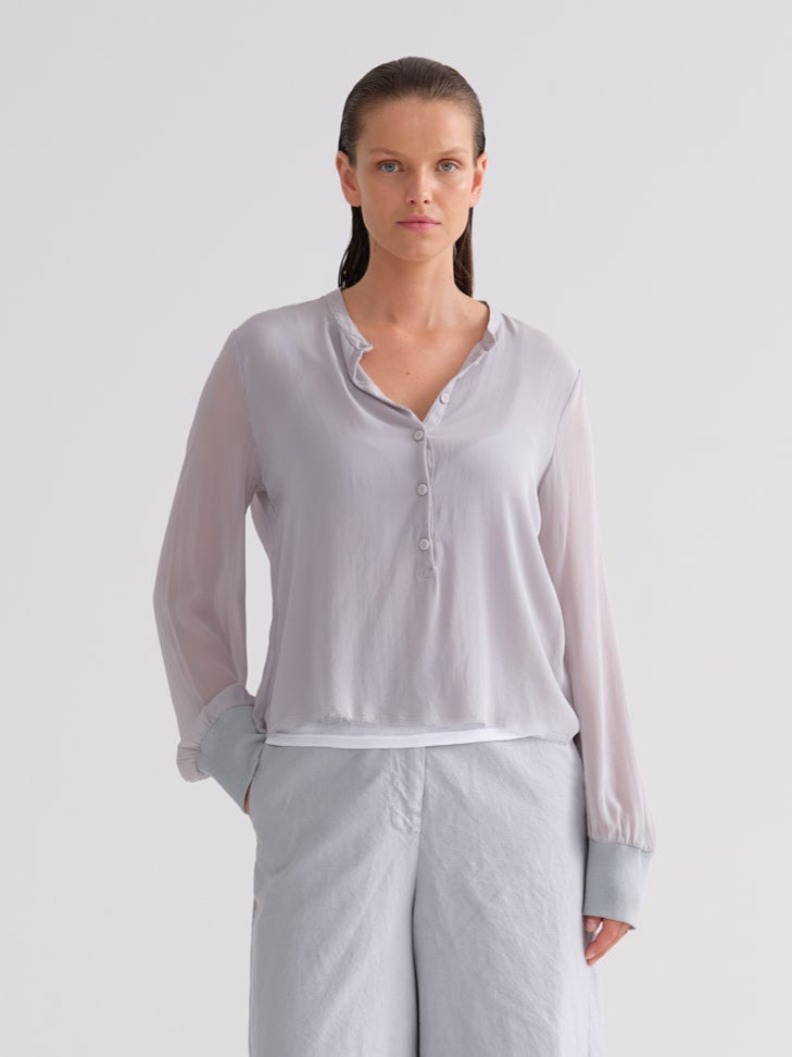 Long - Sleeved Buttoned Lounge Top