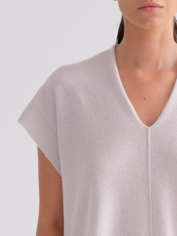 Simple V-Neck Sleeveless Knitted Cardigan