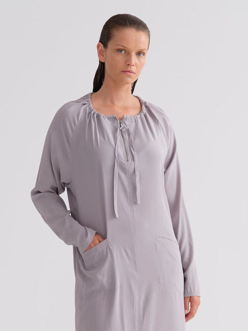 Basic Long - Sleeved Mid - Length Dress