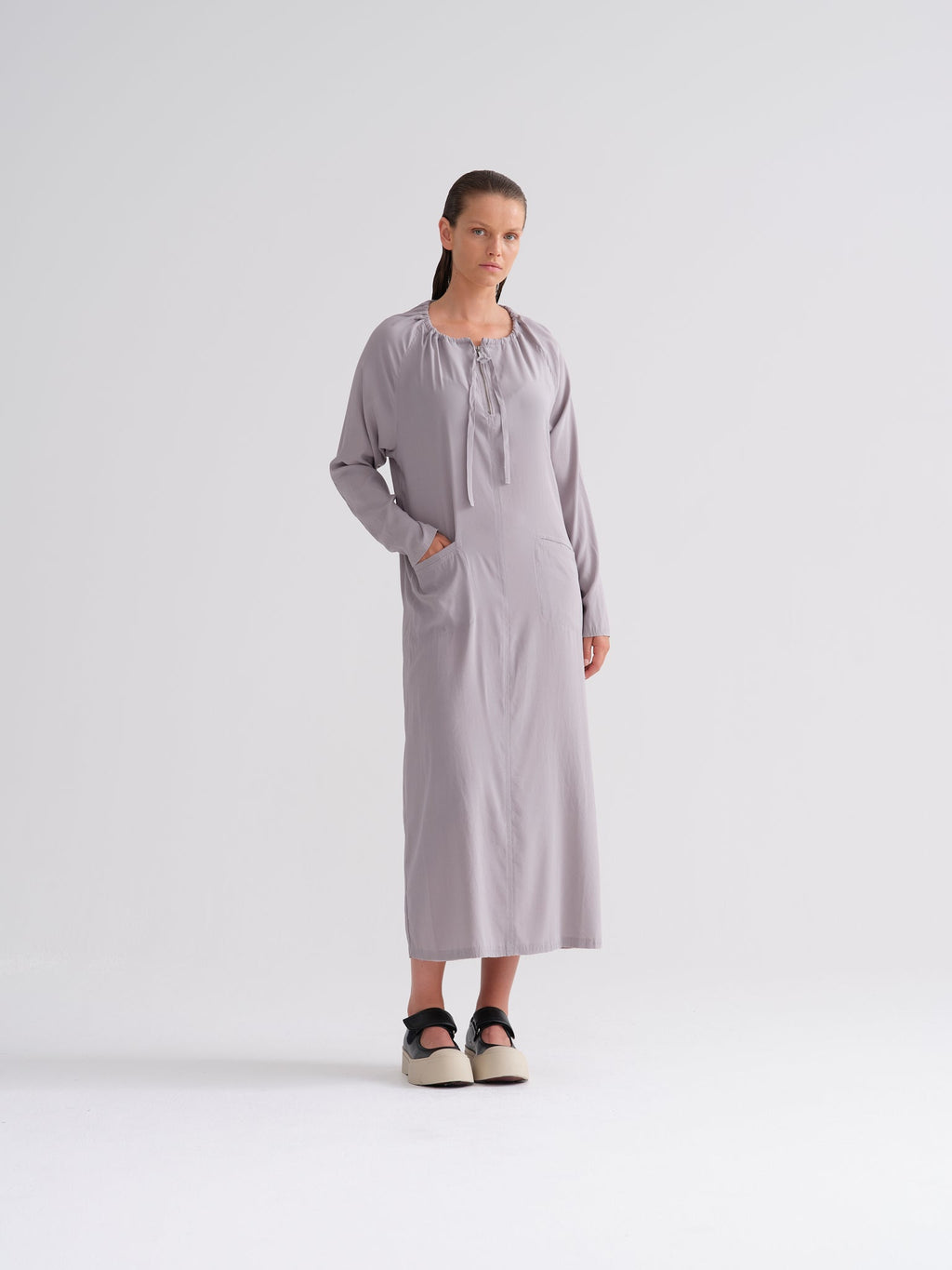 Basic Long - Sleeved Mid - Length Dress