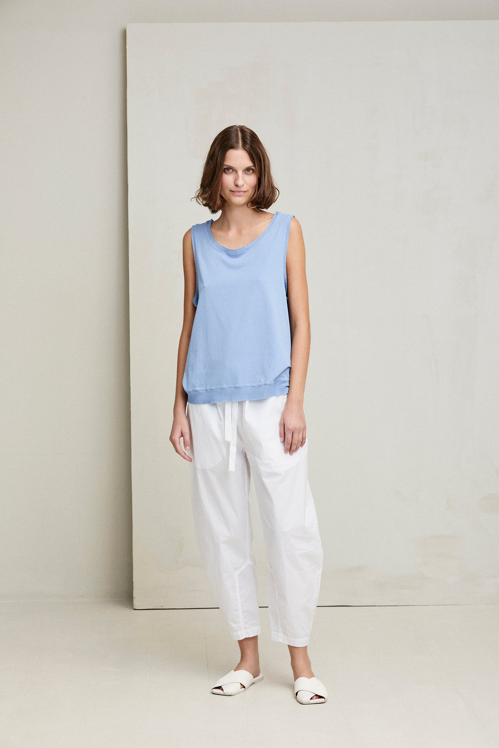 Light Blue Round Neck Sleeveless Knitted Tank Top