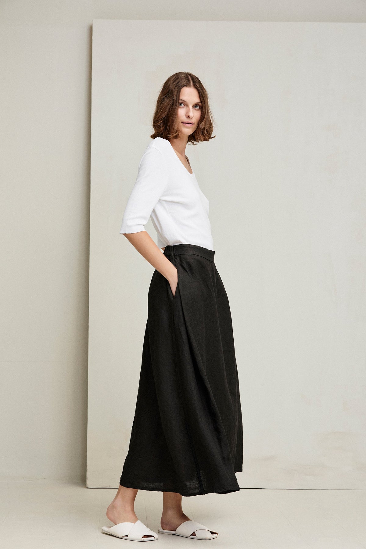Black Linen Wide - Leg Trousers with Pockets