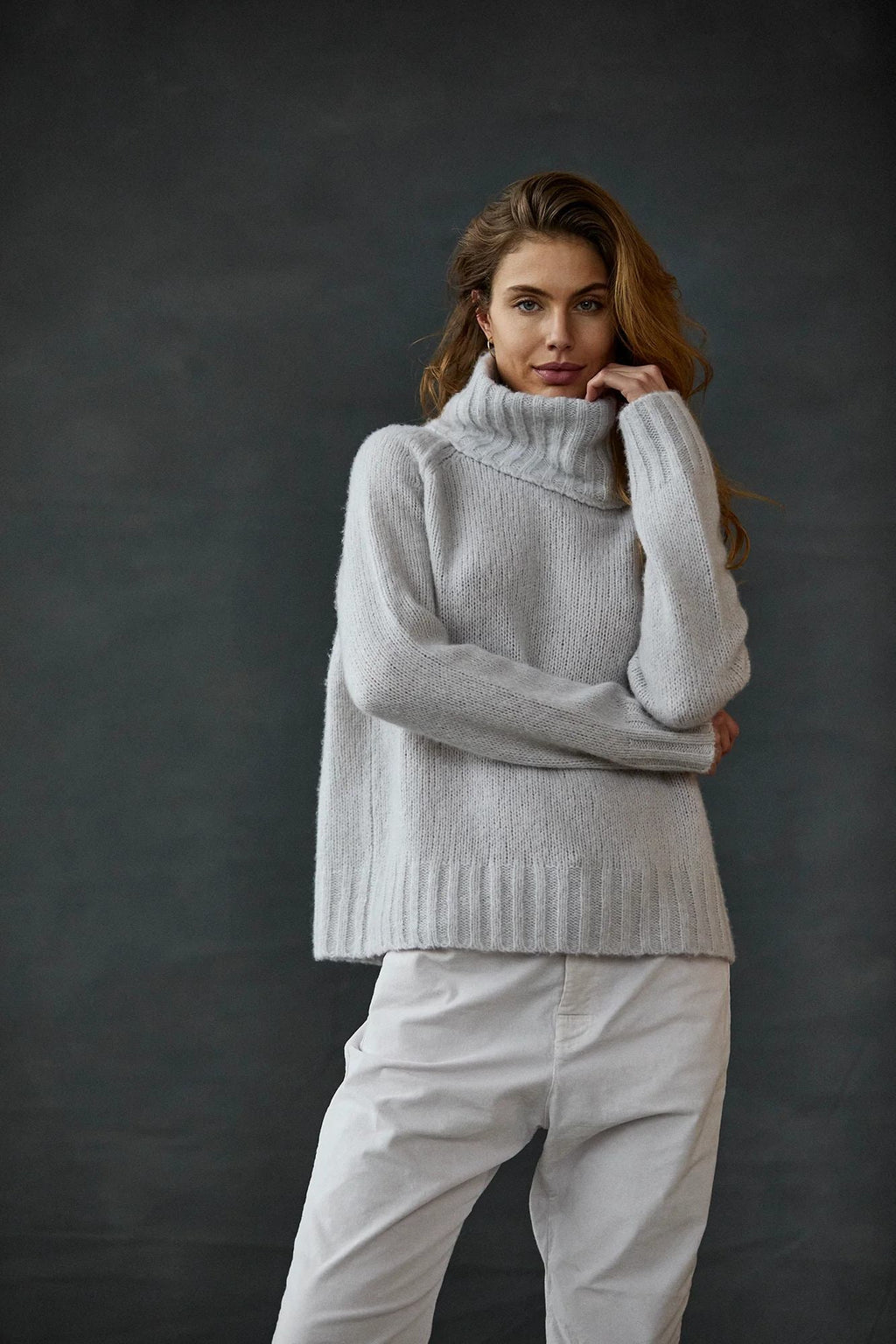 Simple High-neck Pullover Sweater