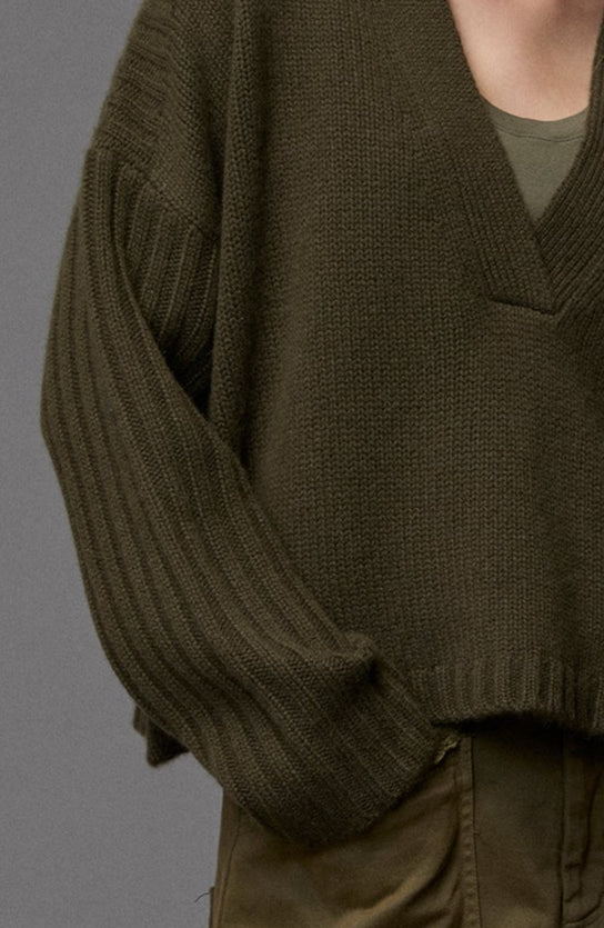 Loose Fit Olive Green V-neck Knit Sweater