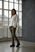 Casual ribbed round-neck white loose knit top