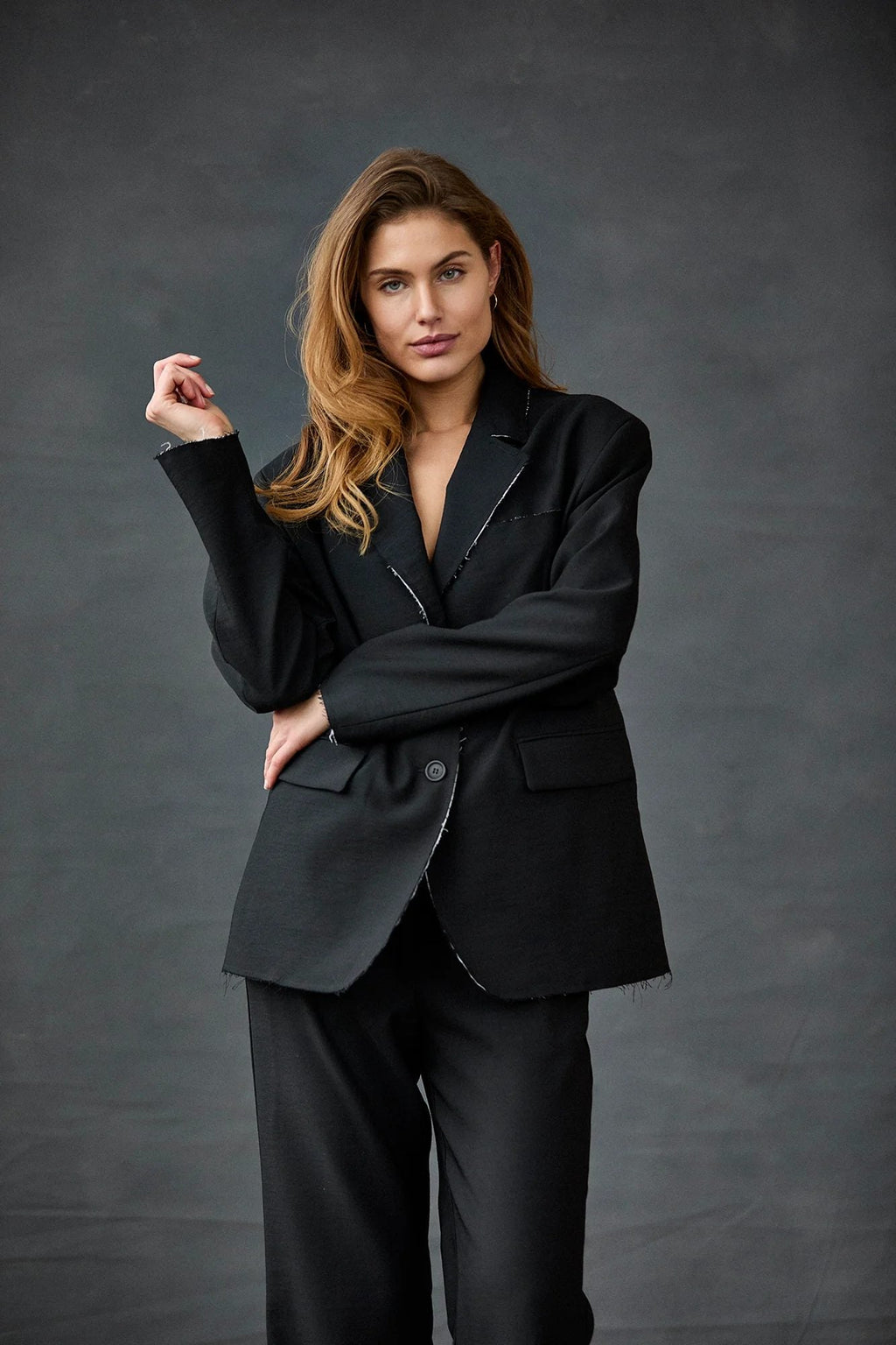 Black Fashionable Casual Slim-Fit Blazer