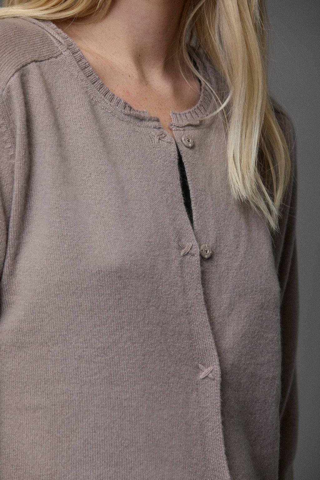 Cozy Buttoned Long - Sleeved Knitted Cardigan