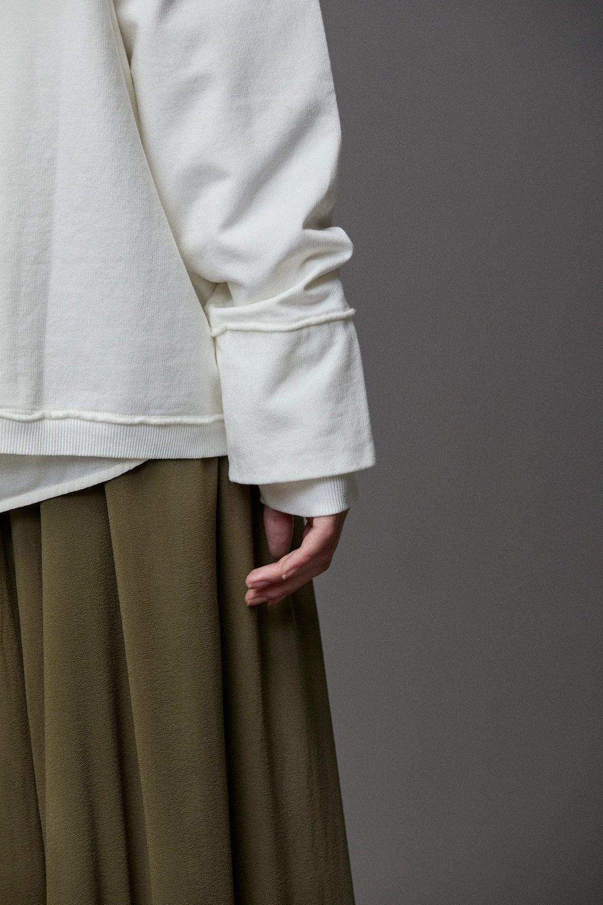 Relaxed Casual White Long-sleeve Top