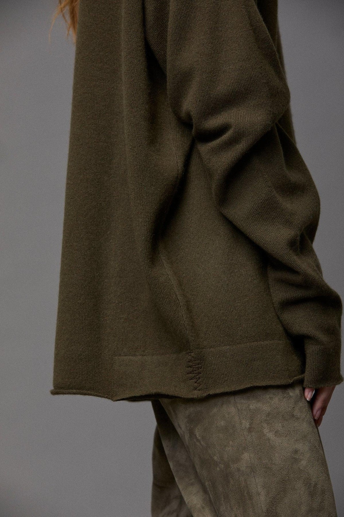 Olive Green Crew - Neck Relaxed Long - Sleeve Knit Top