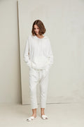 White hooded casual sweatshirt with pockets
