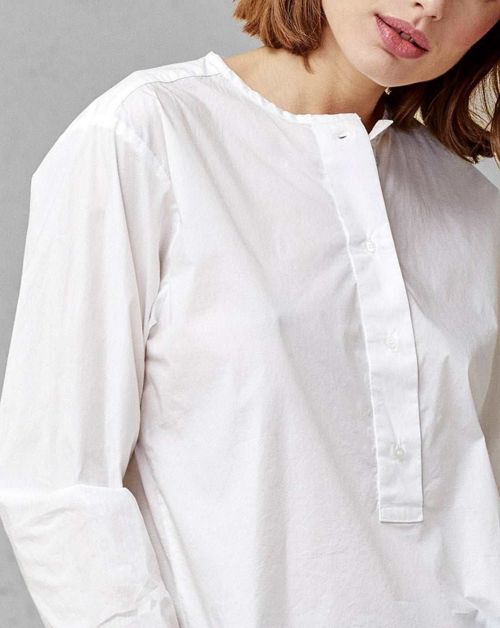 White Simple Style Long Sleeved Buttoned Blouse
