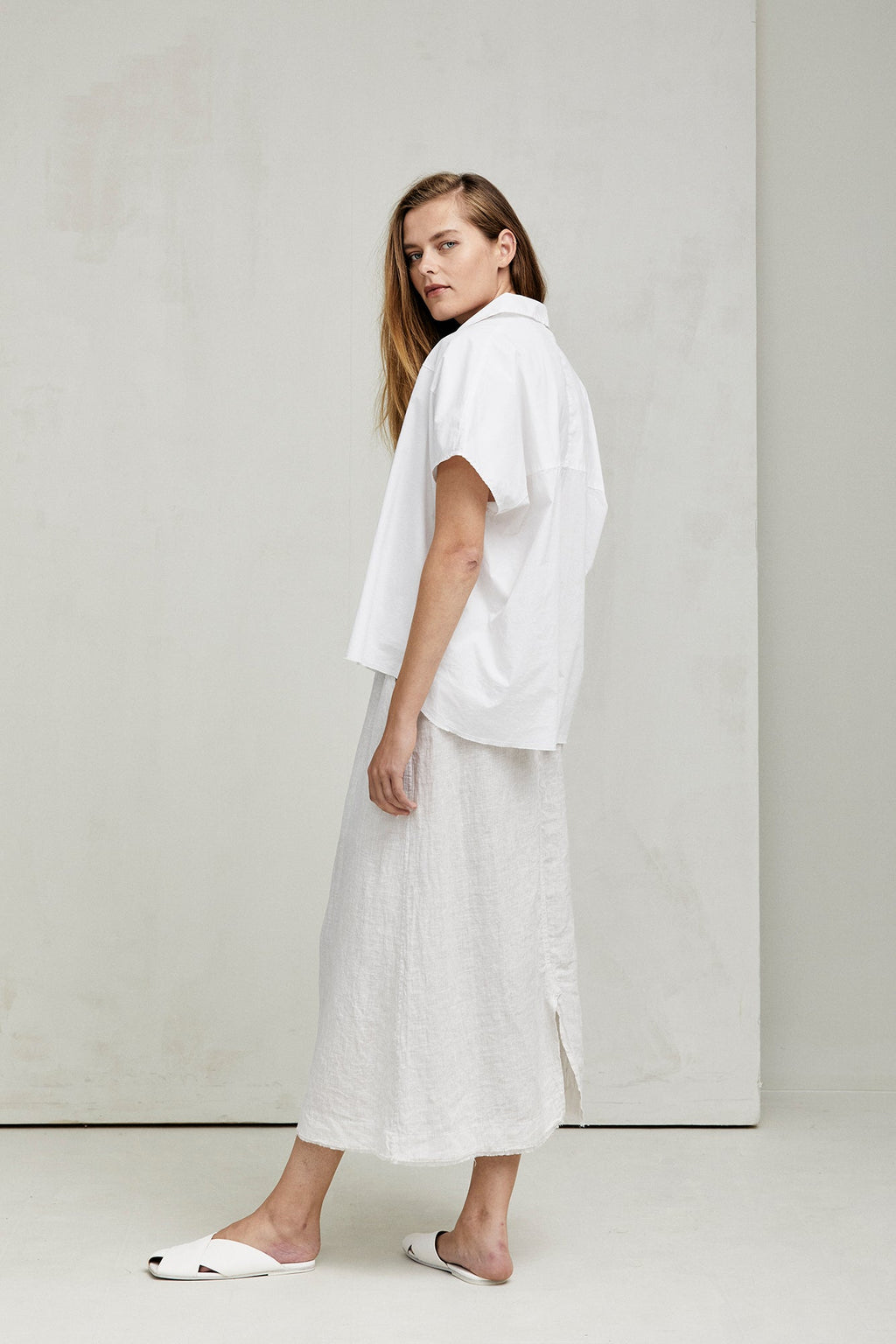White Short - Sleeved Simple Button - Up Shirt