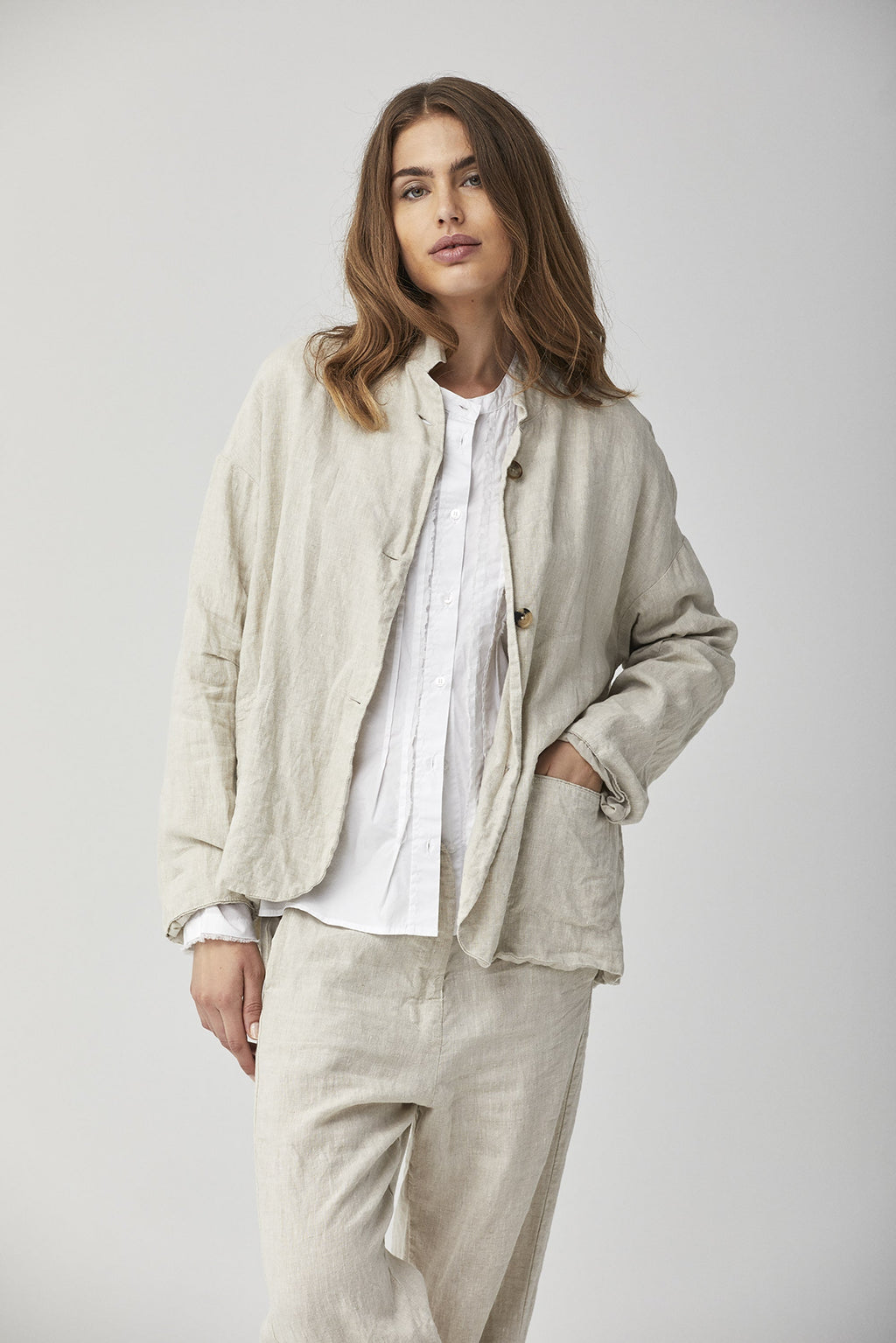 White Simple-Style Long-Sleeve Button-Up Shirt