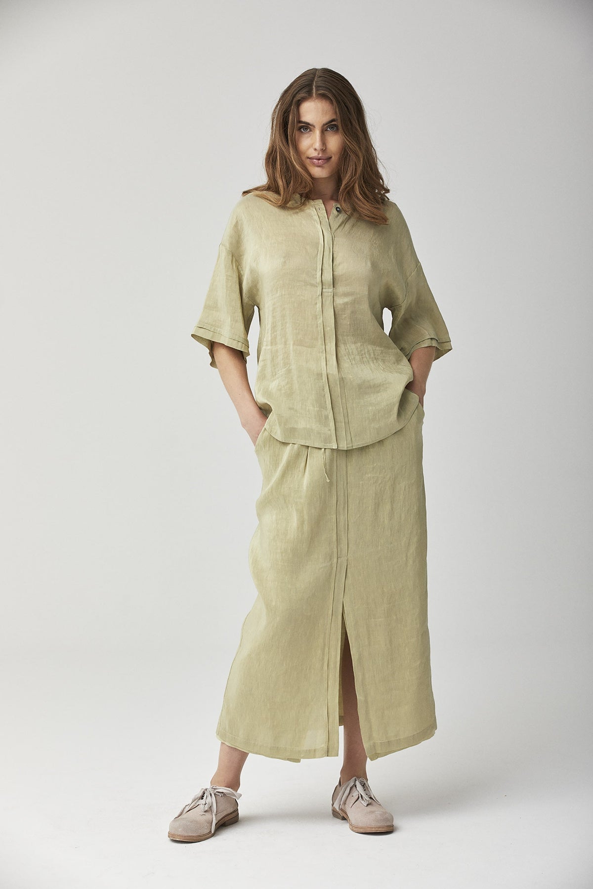 Eco Friendly Linen Short Sleeved Button Up Shirt