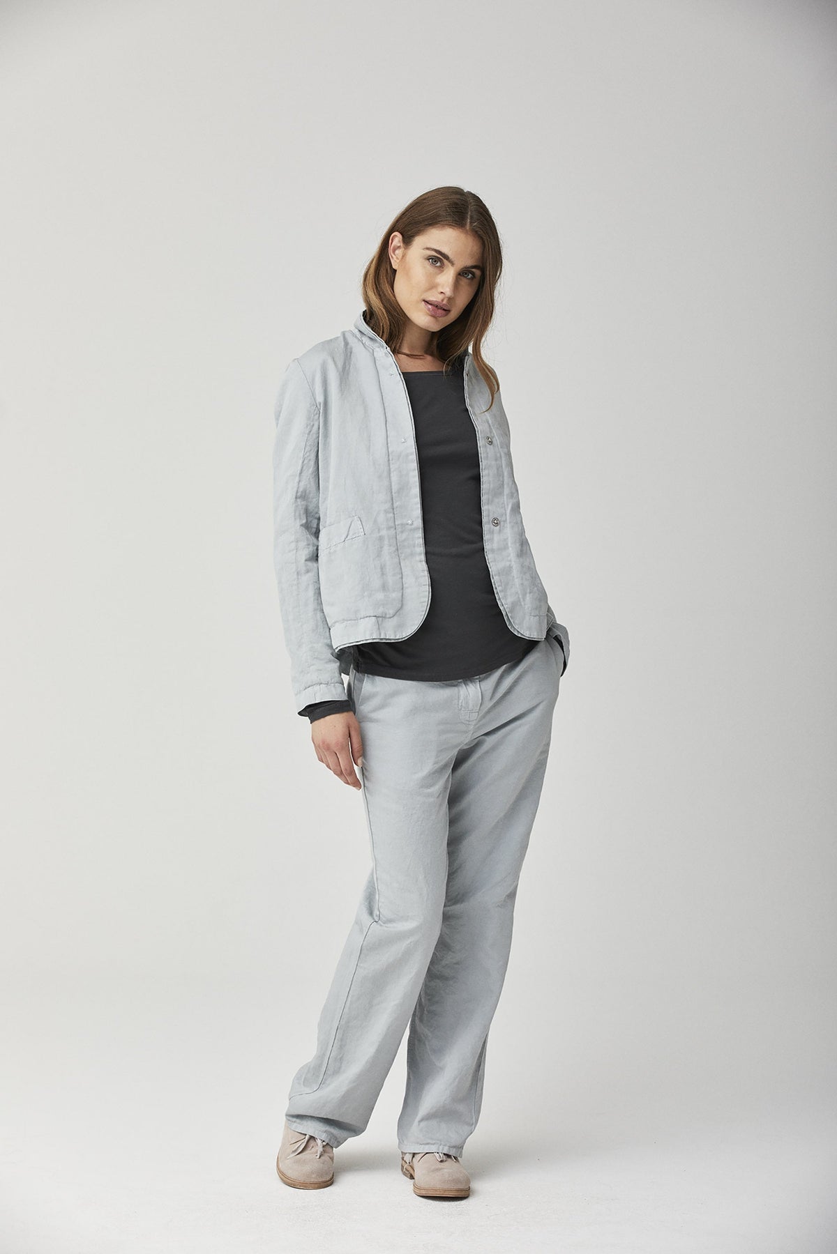Loose-Fit Linen Long-Sleeve Shirt with Pockets