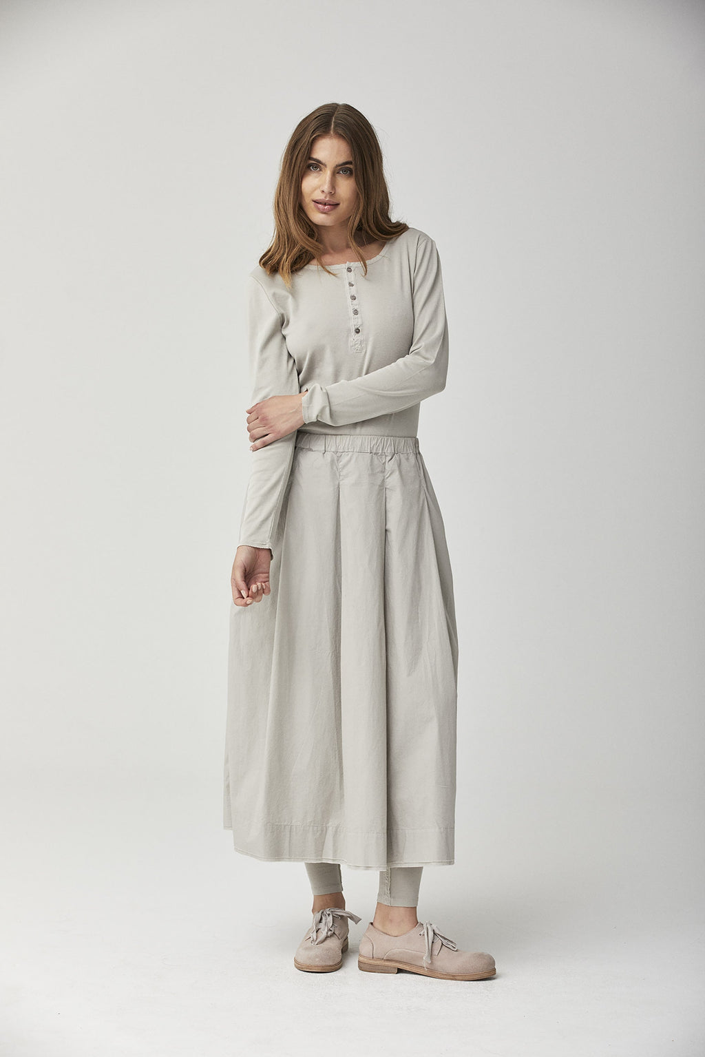 White Long - Sleeved Square - Neck Buttoned Women's Top