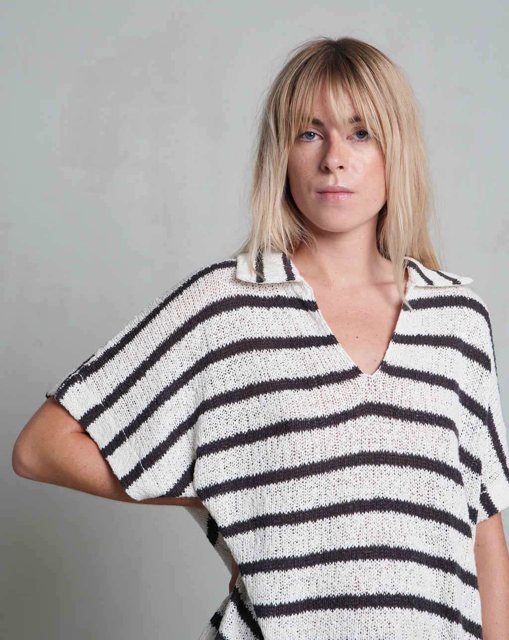 Black and White Striped Short - Sleeved Knit Sweater