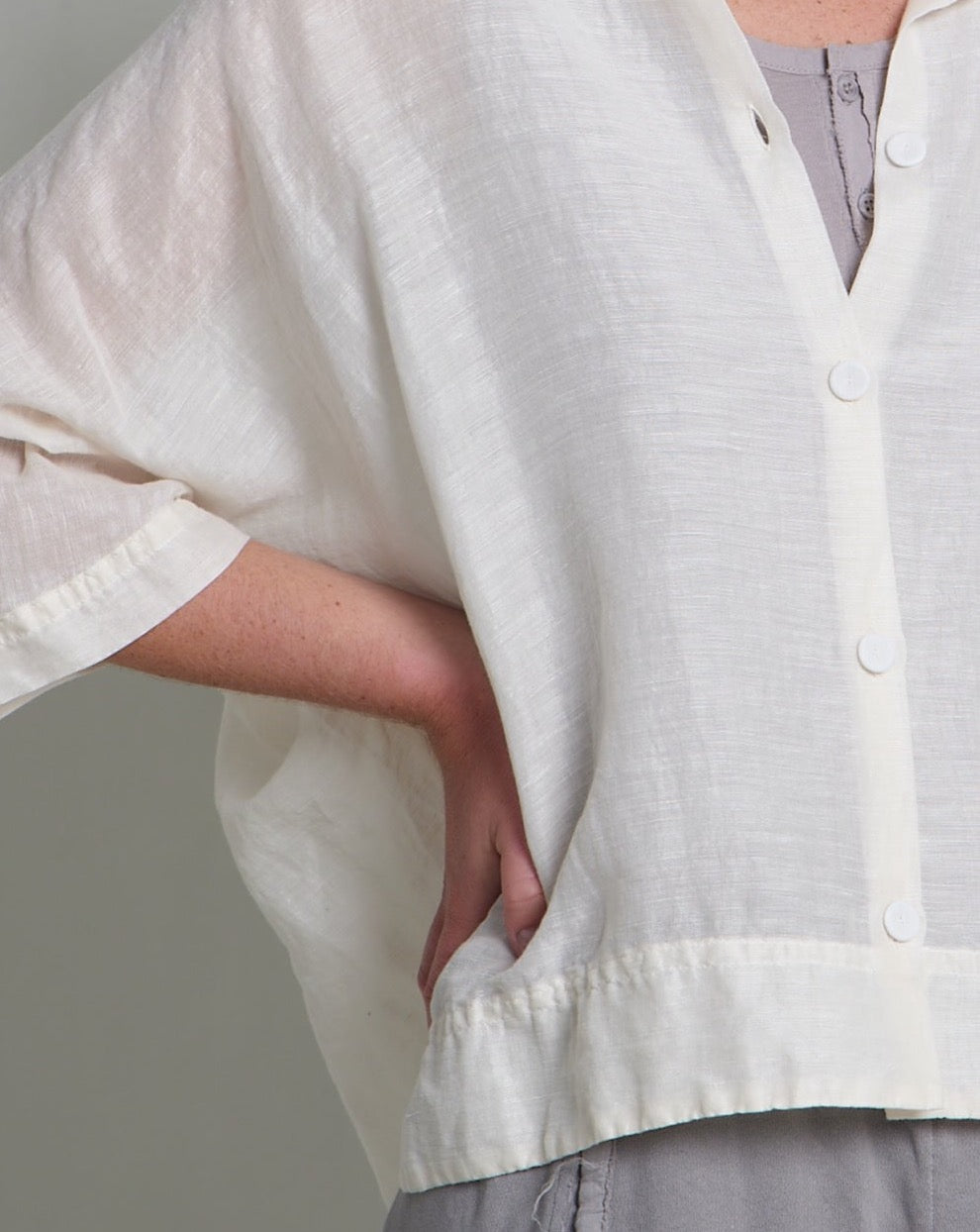 White Cotton Linen Loose Buttoned Open Front Blouse