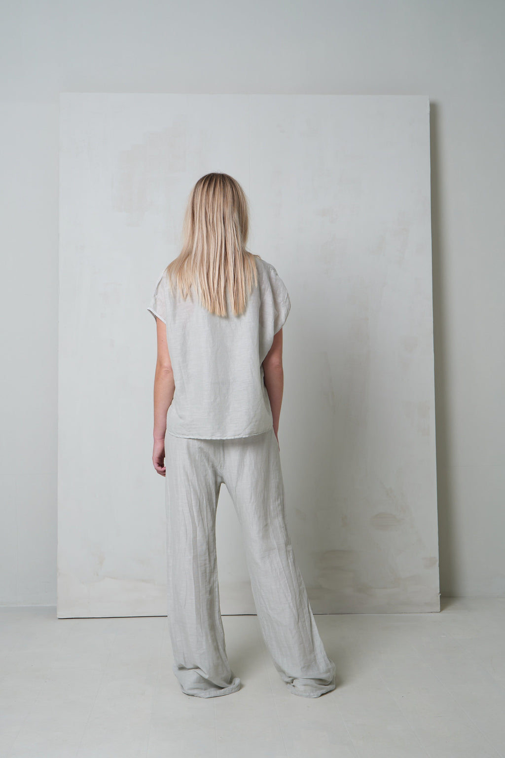 Light Gray Linen Loose Short Sleeve V-Neck Top