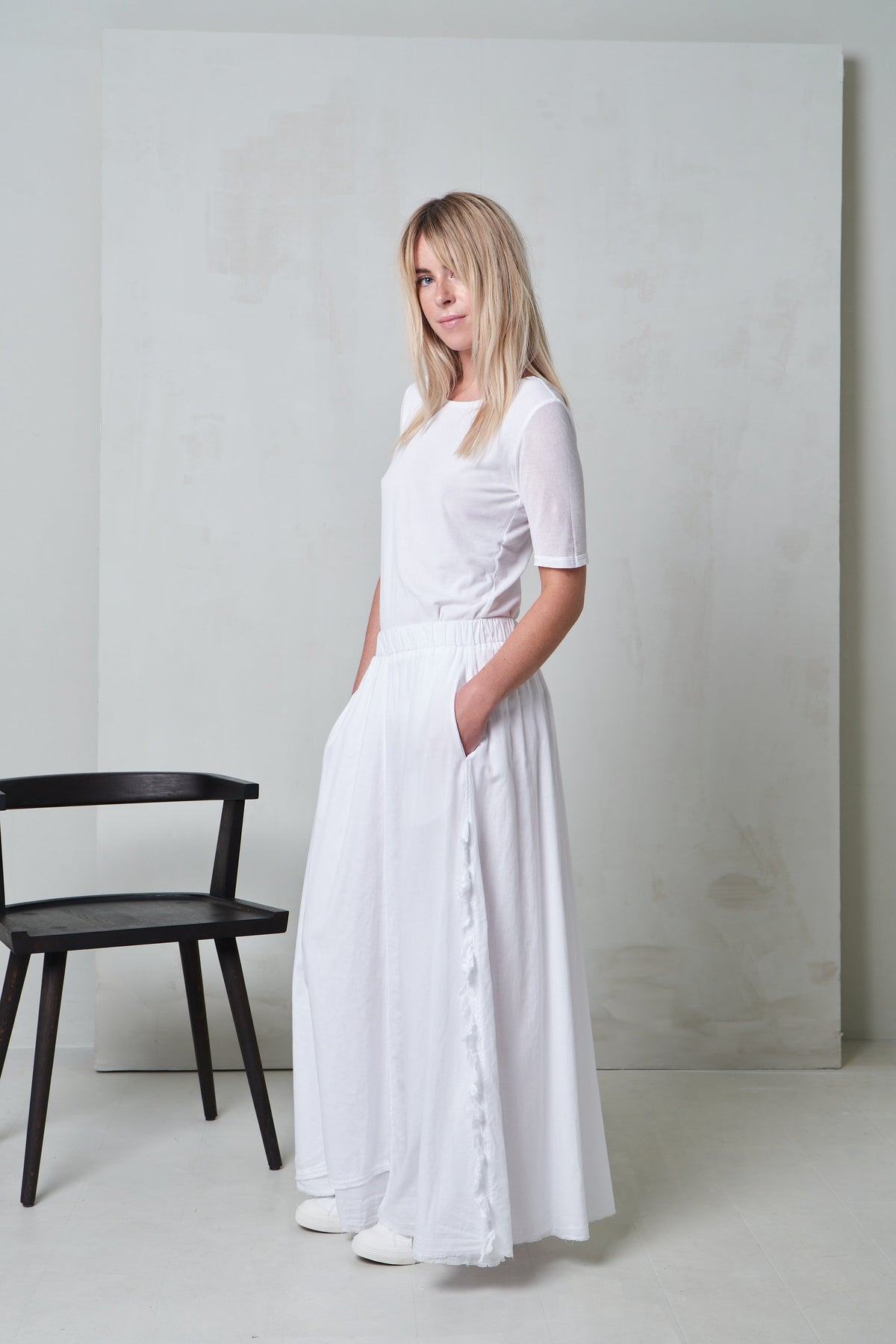 Soft White Loose-Fit Half-Sleeve T-Shirt with Pleated Hem