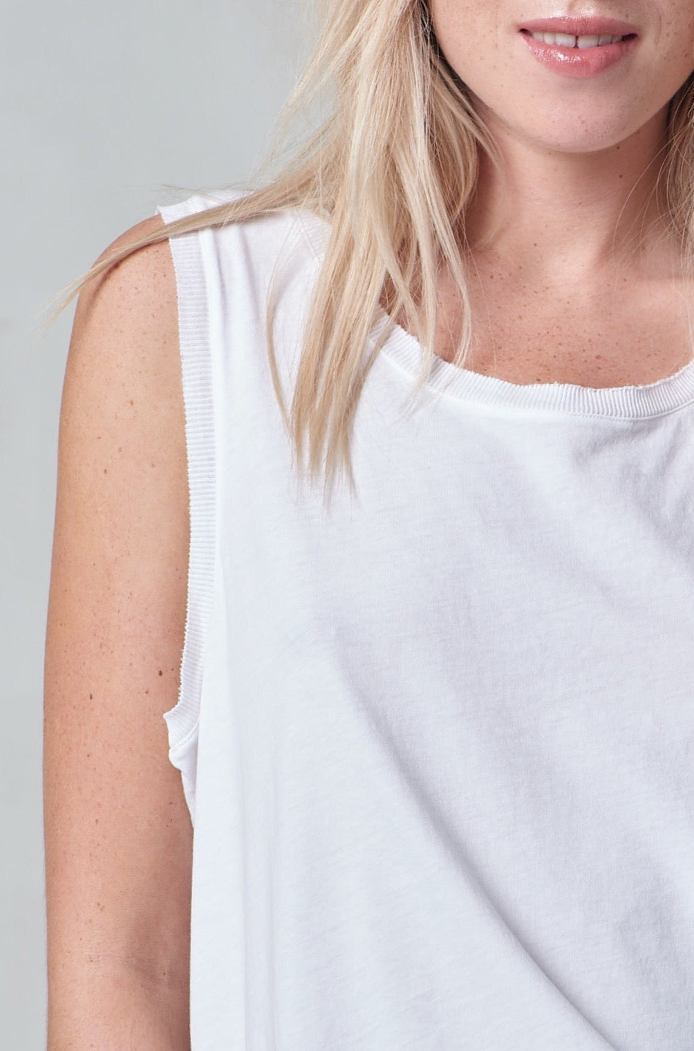 Simple Solid Color Sleeveless Tank Top