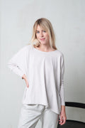 White Round-Neck Long-Sleeve Loose Drape T-Shirt