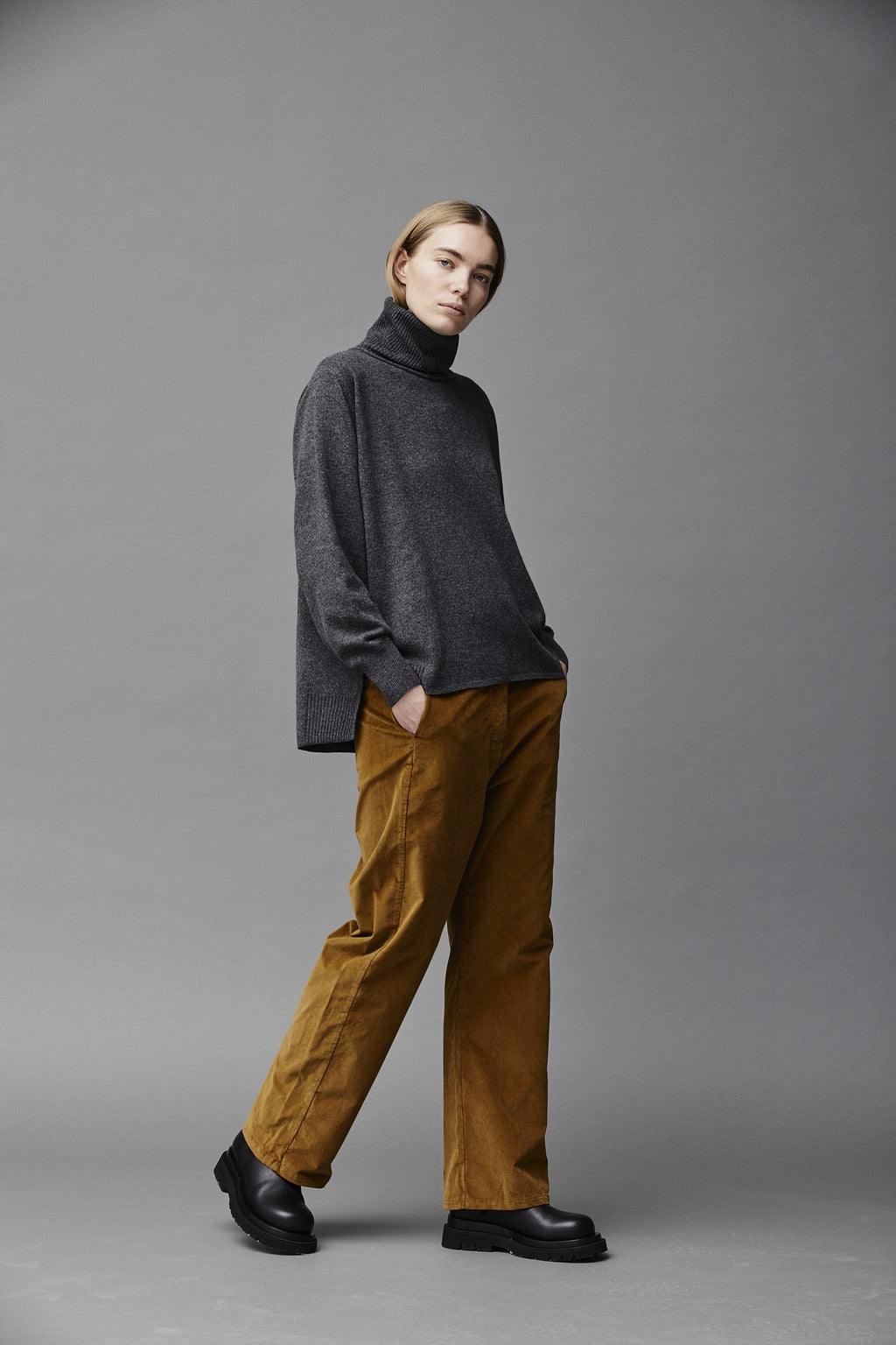 Comfortable Drapey Cotton Casual Pants