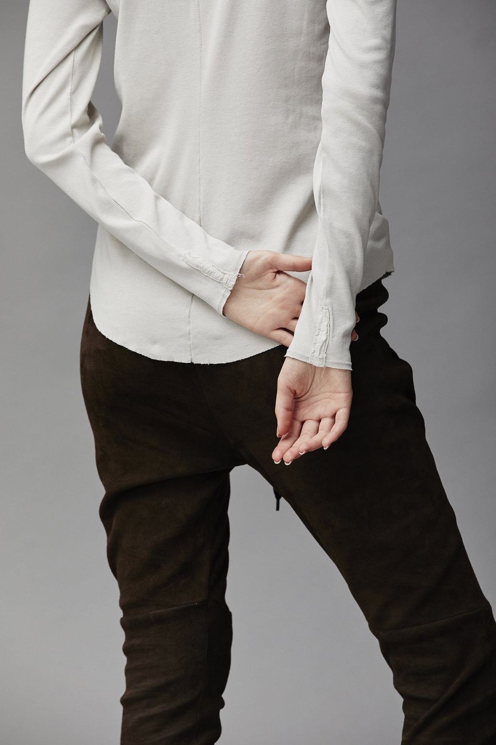White Simple Round Neck Long Sleeves Basic Layering T-Shirt