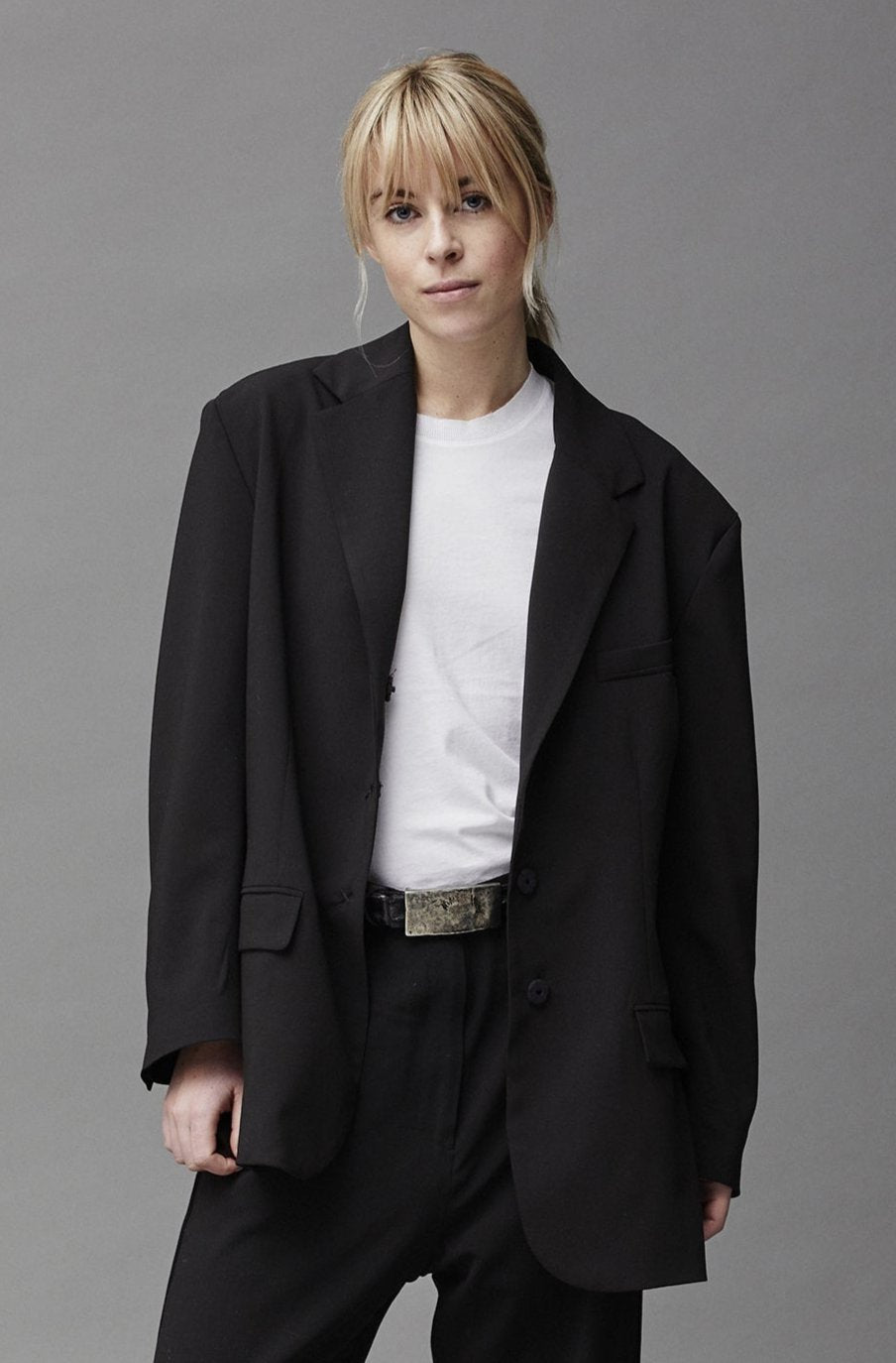 Classic Black Minimalist Blazer Jacket