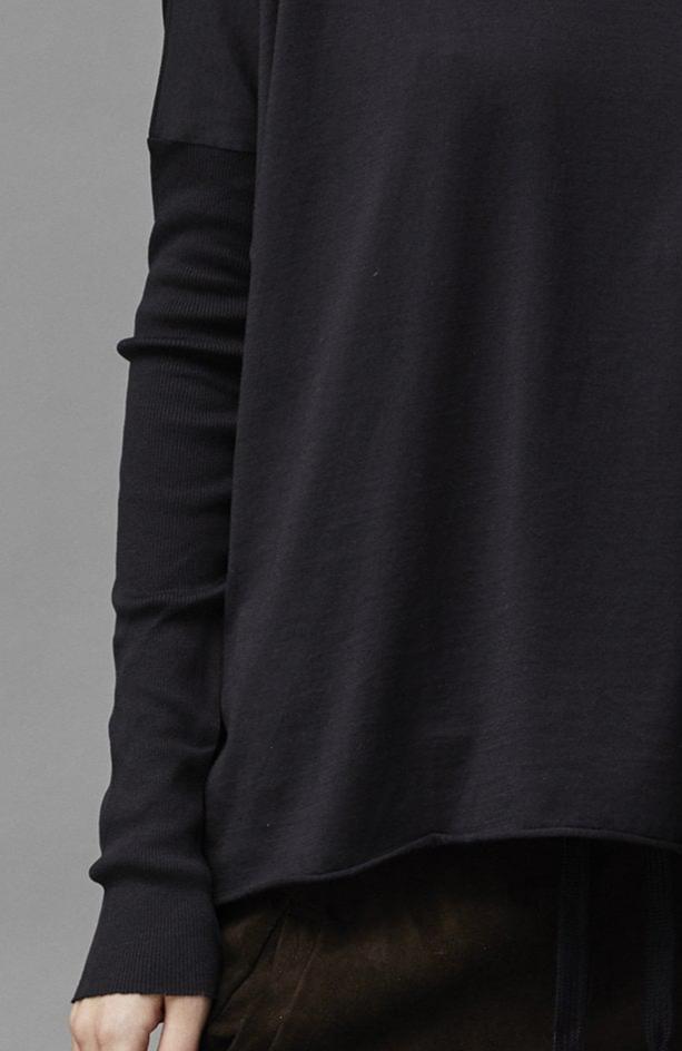 Black Simple Loose-Fit Long-Sleeve Crew-Neck T-Shirt