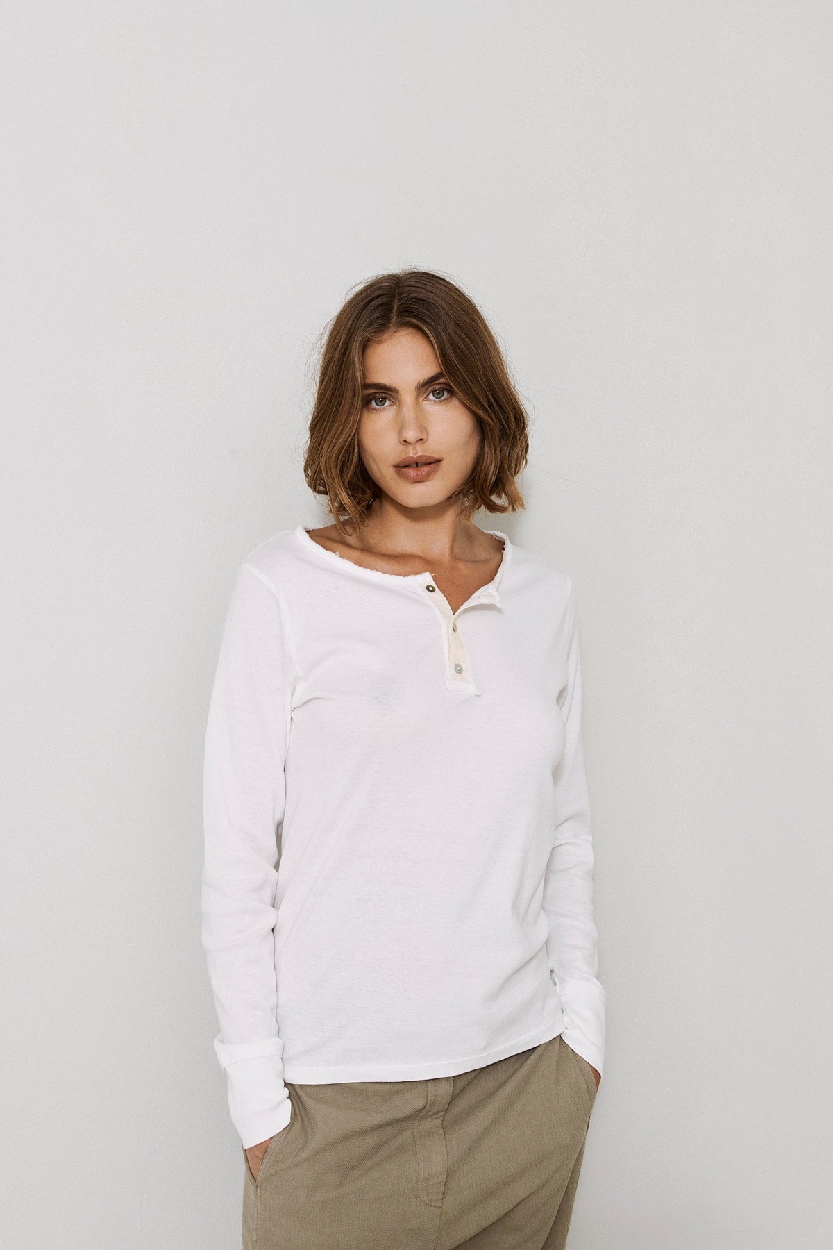 White Button-Neck Long-Sleeve Minimalist Basic Women's T-Shirt