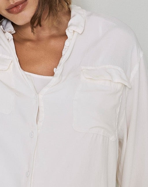 White Long Sleeved Turn Down Collar Button Pocket Blouse